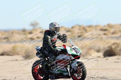 media/Dec-06-2025-CVMA (Sat) [[4a896cc04c]]/Race 8- Formula 40 MW and LW/